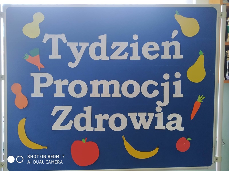 Niebieski baner z napisem: Tydzień Promocji Zdrowia